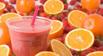 Jugo de Naranja, Fresa, Toronja y Miel para Aumentar las Defensas y Combatir el Catarro